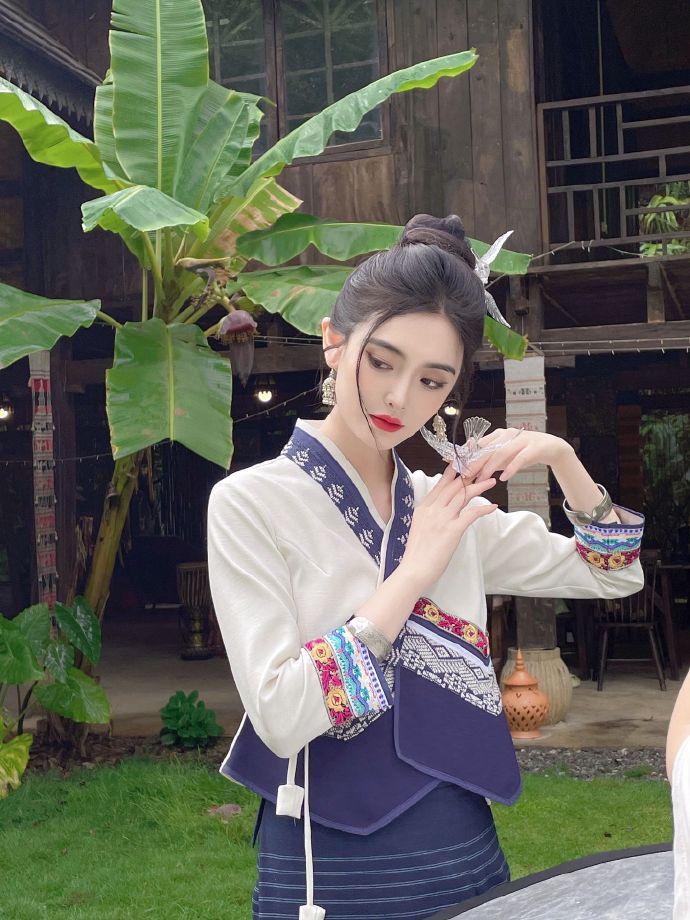漫长的季节 封面